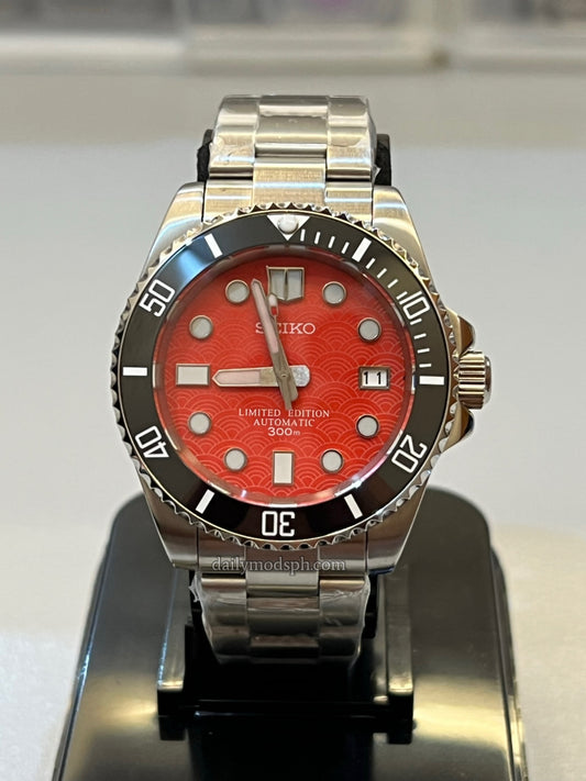 Black Sub Red Seigaha Dial