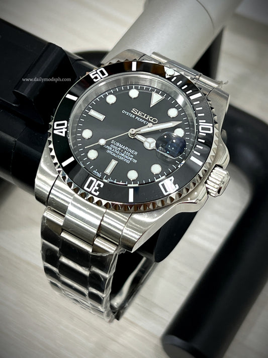 Black Submariner